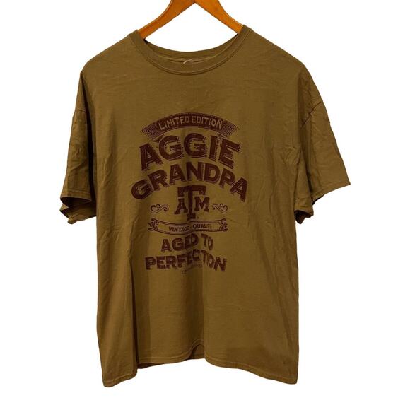 Texas A&M Aggies Grandpa Aged to Perfection Limited Edition XL T-shirt Green - Picture 2 of 3